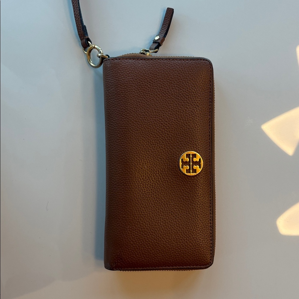 Tory Burch Tan Continental Leather Wristlet/Wallet with Gold Logo